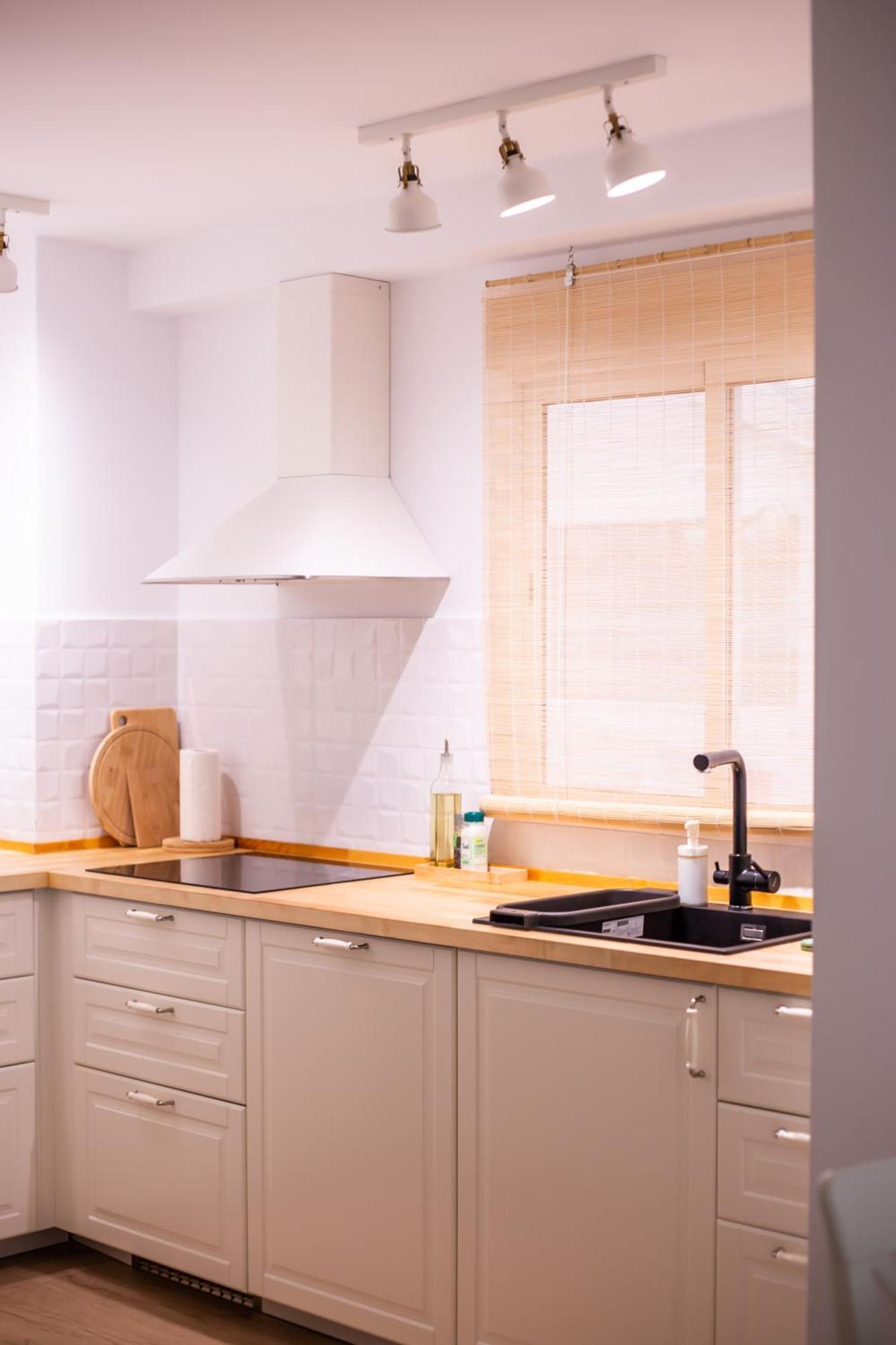Apartamiento Con Naranjas * Málaga